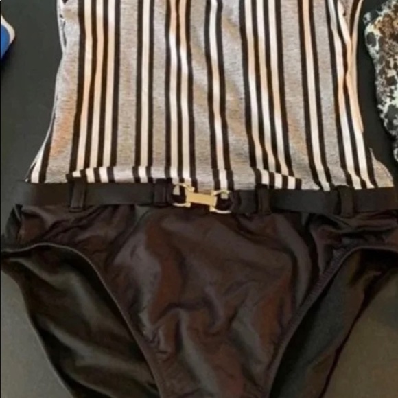 Swim Swimsuit 1 piece Leilani womans size 8 - Picture 4 of 5